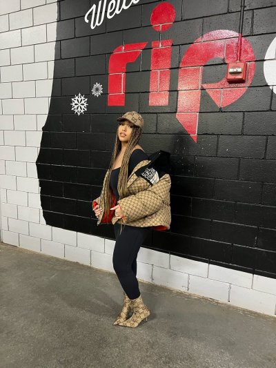 Watch Jordyn Woods's leaked NSFW photo on TwXstars