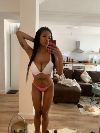 Watch Tina Fire's leaked NSFW photo on TwXstars