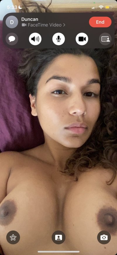 Watch Rubi Valentine's leaked NSFW photo on TwXstars