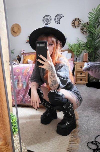 Watch Titch ✨️'s leaked NSFW photo on TwXstars