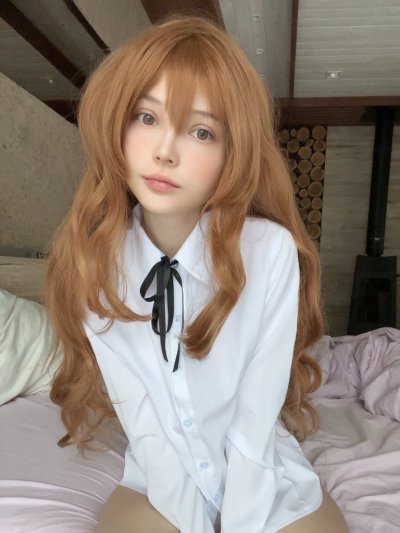 Watch Alisa Pika Pika's leaked NSFW photo on TwXstars