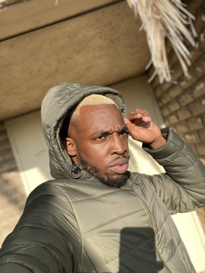 Watch Kur's leaked NSFW photo on TwXstars