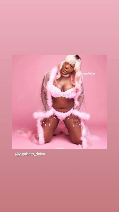 Watch IAMNICOLECASH's leaked NSFW photo on TwXstars