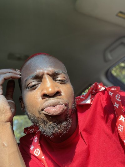 Watch Kur's leaked NSFW photo on TwXstars