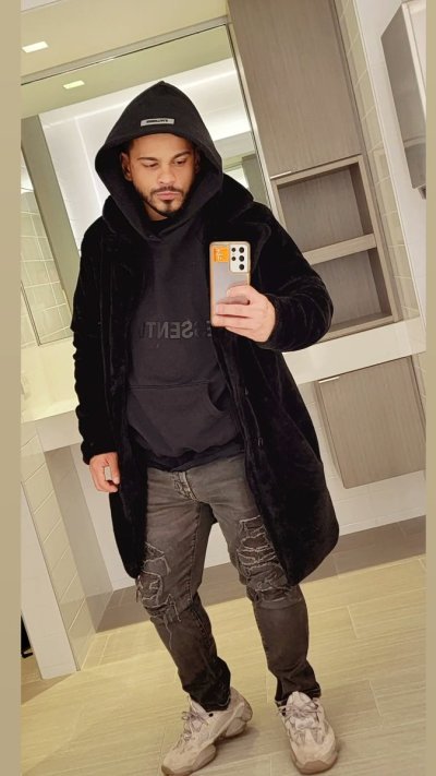 Watch @𝕿𝖍𝖗𝖔𝖆𝖙𝖌𝖔𝖆𝖙𝖓𝖞's leaked NSFW photo on TwXstars