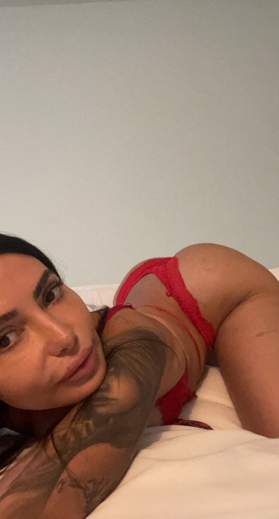 Watch Lela Star's leaked NSFW photo on TwXstars