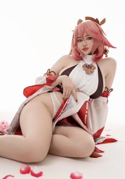 Watch Alina Becker 🍑's leaked NSFW photo on TwXstars