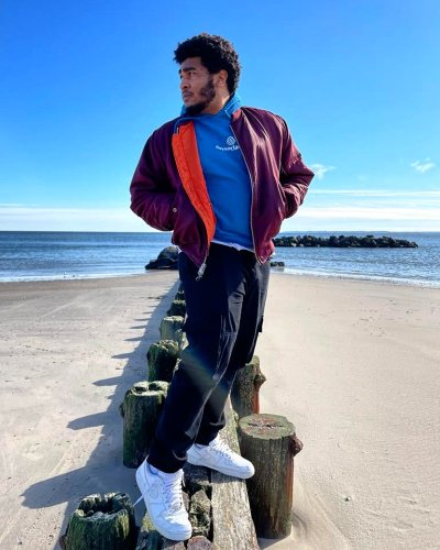 Watch XAV.'s leaked NSFW photo on TwXstars