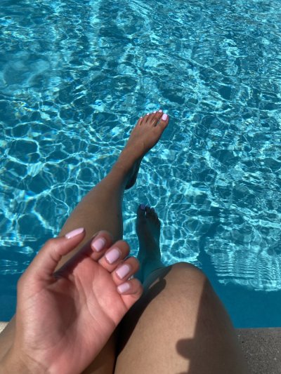 Watch February’s Finest's leaked NSFW photo on TwXstars