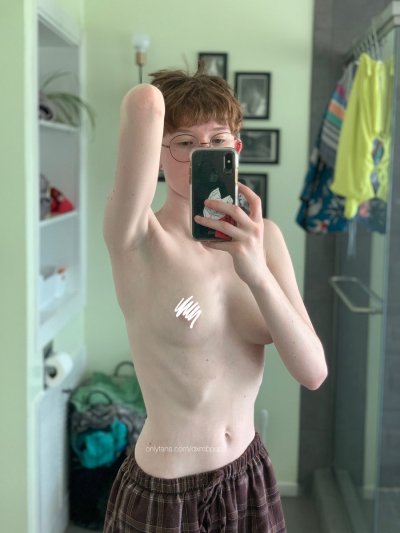 Watch ๑ 𝐩𝐮𝐩ㅣthey/he ๑'s leaked NSFW photo on TwXstars