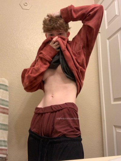 Watch ๑ 𝐩𝐮𝐩ㅣthey/he ๑'s leaked NSFW photo on TwXstars