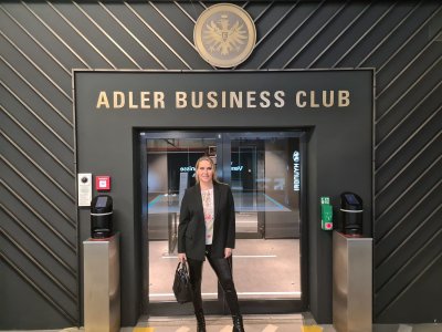 Watch Julia Pink's leaked NSFW photo on TwXstars