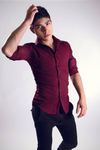 Watch Ottoniel Yañez's leaked NSFW photo on TwXstars