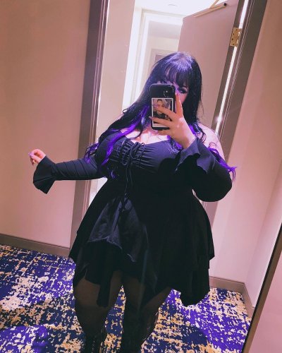 Watch 𝔰𝔭𝔦𝔠𝔶's leaked NSFW photo on TwXstars