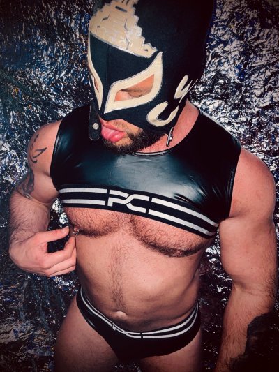 Watch doubletroubleldncouple's leaked NSFW photo on TwXstars