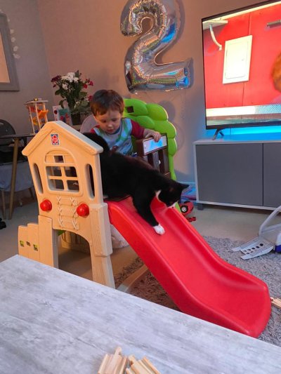 Watch 👸🏼Charlotte Rachel's leaked NSFW photo on TwXstars