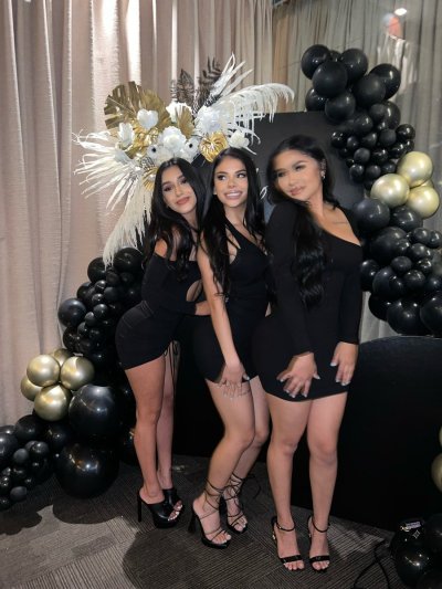 Watch YL's leaked NSFW photo on TwXstars