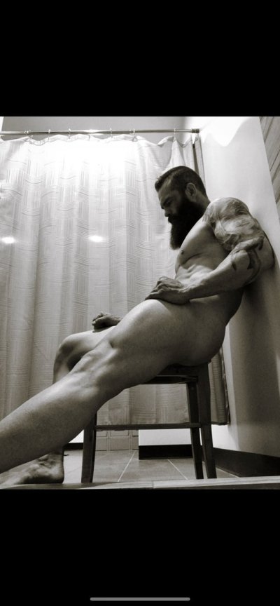 Watch Antlerfinder's leaked NSFW photo on TwXstars