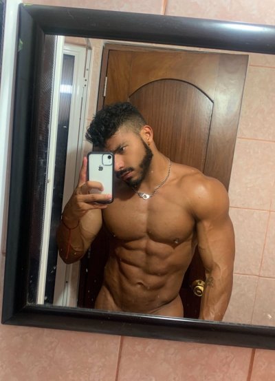 Watch Ottoniel Yañez's leaked NSFW photo on TwXstars