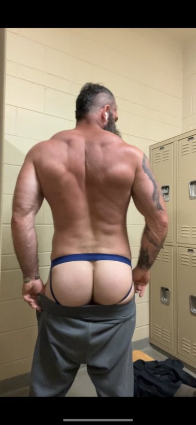 Watch Antlerfinder's leaked NSFW photo on TwXstars