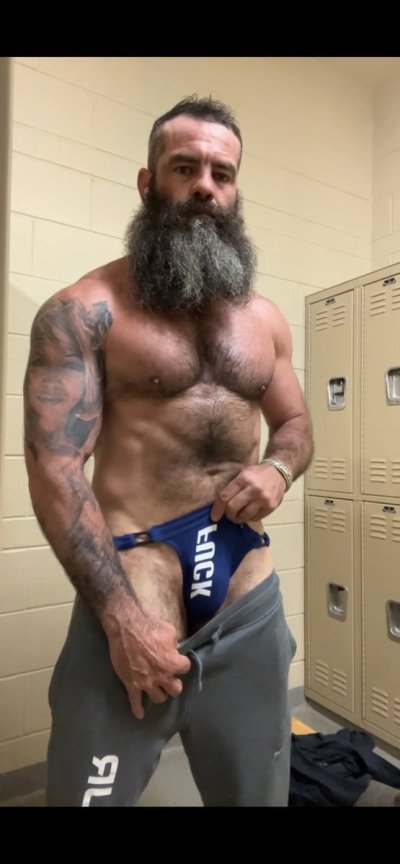 Watch Antlerfinder's leaked NSFW photo on TwXstars