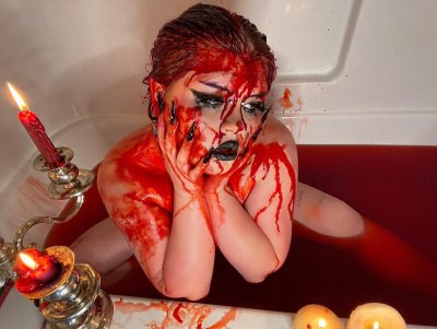 Watch Lusty Lute's leaked NSFW photo on TwXstars