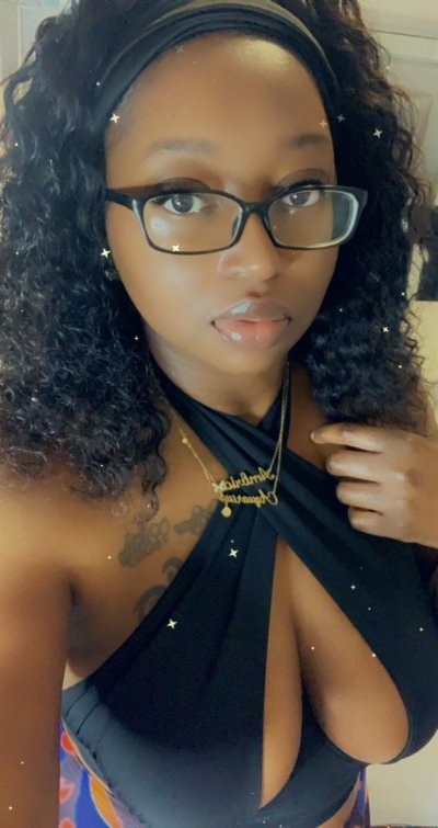 Watch Nefertitties's leaked NSFW photo on TwXstars