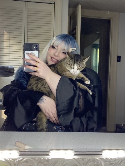 Watch 𝔰𝔭𝔦𝔠𝔶's leaked NSFW photo on TwXstars