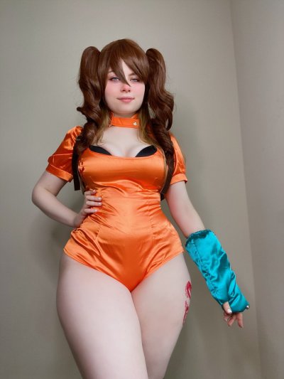 Watch MuscleMommyCosplays (🍑Linnea)'s leaked NSFW photo on TwXstars