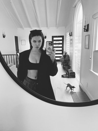 Watch Lauren Summer's leaked NSFW photo on TwXstars