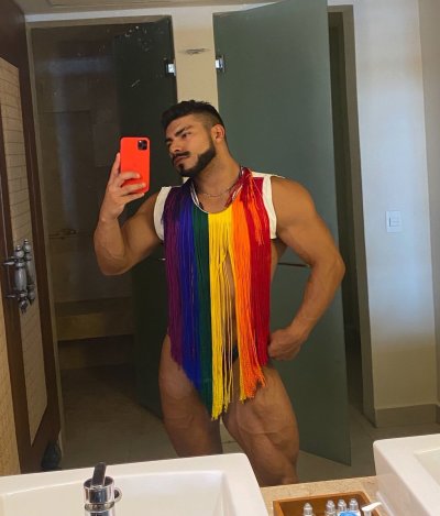 Watch Ottoniel Yañez's leaked NSFW photo on TwXstars