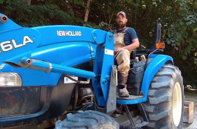 Watch hardworkertn's leaked NSFW photo on TwXstars