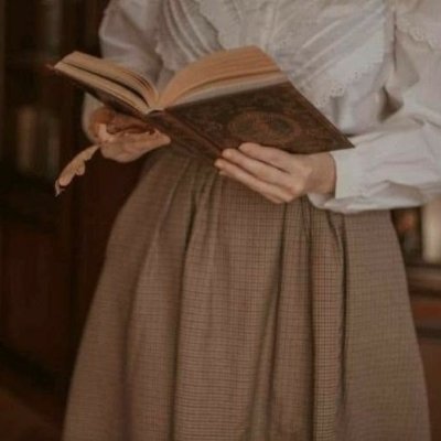 Watch 🕯🏰's leaked NSFW photo on TwXstars