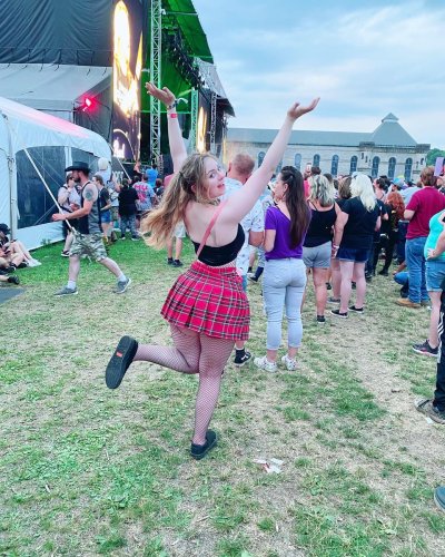 Watch MuscleMommyCosplays (🍑Linnea)'s leaked NSFW photo on TwXstars