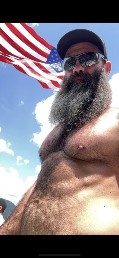 Watch Antlerfinder's leaked NSFW photo on TwXstars