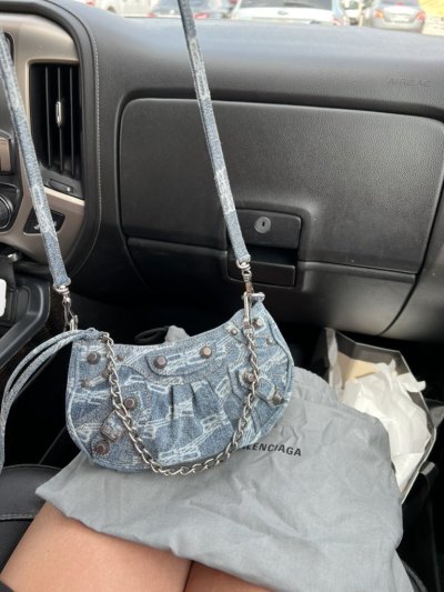 Watch sidney's leaked NSFW photo on TwXstars