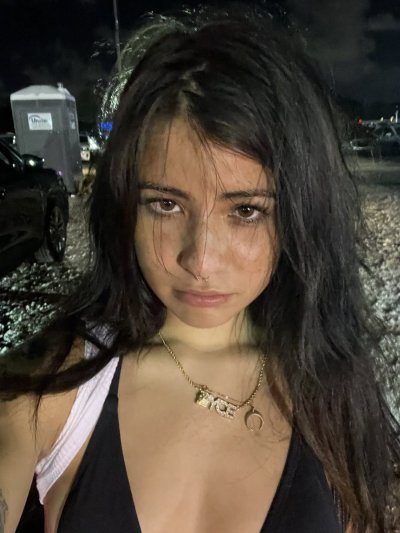 Watch shark.baee🇵🇸's leaked NSFW photo on TwXstars