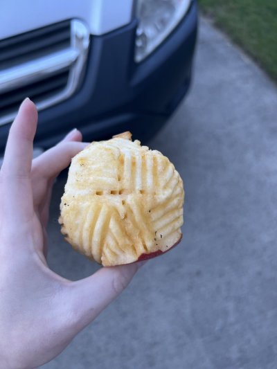 Watch Evelyn Claire's leaked NSFW photo on TwXstars