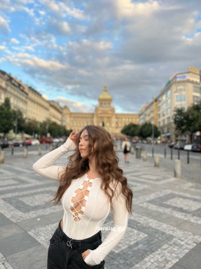 Watch Milana's leaked NSFW photo on TwXstars