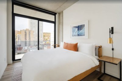 Watch Bonjour Boudoir's leaked NSFW photo on TwXstars