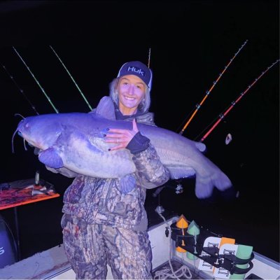 Watch Lucy's leaked NSFW photo on TwXstars