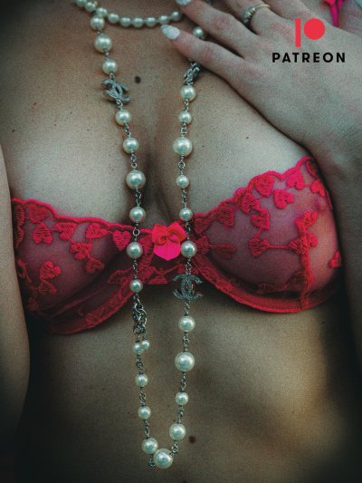 Watch alexis's leaked NSFW photo on TwXstars