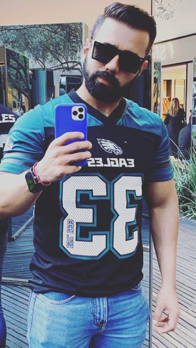 Watch Asher Lopez 's leaked NSFW photo on TwXstars