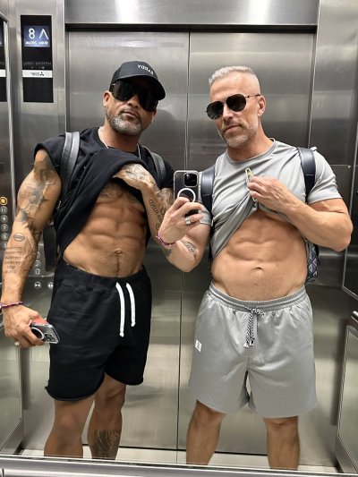 Watch Scott Blokker's leaked NSFW photo on TwXstars