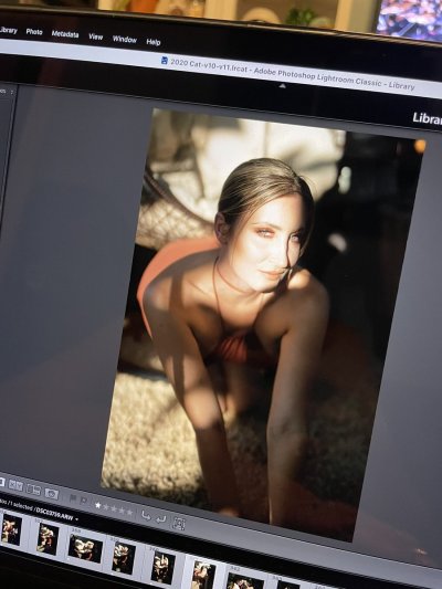 Watch Holly Wolf 🩵🤍's leaked NSFW photo on TwXstars