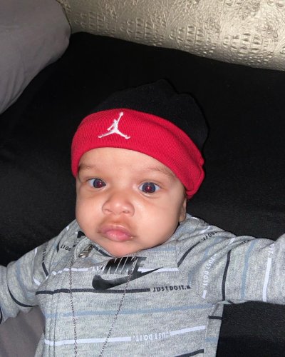 Watch BAE.'s leaked NSFW photo on TwXstars