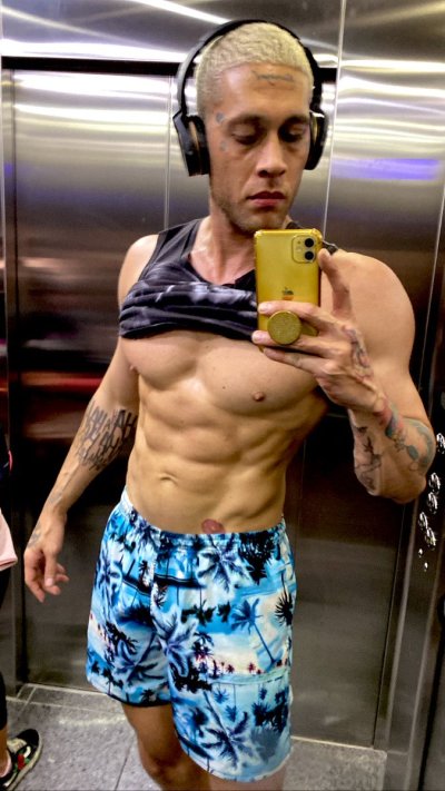 Watch G4L3G0's leaked NSFW photo on TwXstars