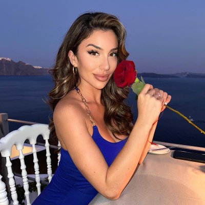 Watch Lauren Blake's leaked NSFW photo on TwXstars