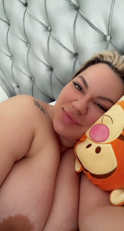 Watch Marcela Latinbabe's leaked NSFW photo on TwXstars