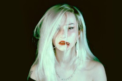 Watch Leah's leaked NSFW photo on TwXstars